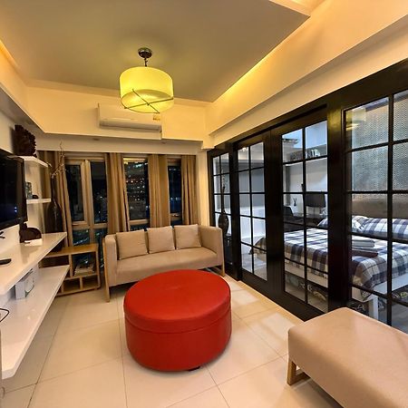 Luxury Condo At Forbeswood Parklane The Fort Bgc Makati City Exteriör bild