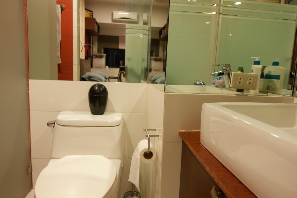Luxury Condo At Forbeswood Parklane The Fort Bgc Makati City Rum bild