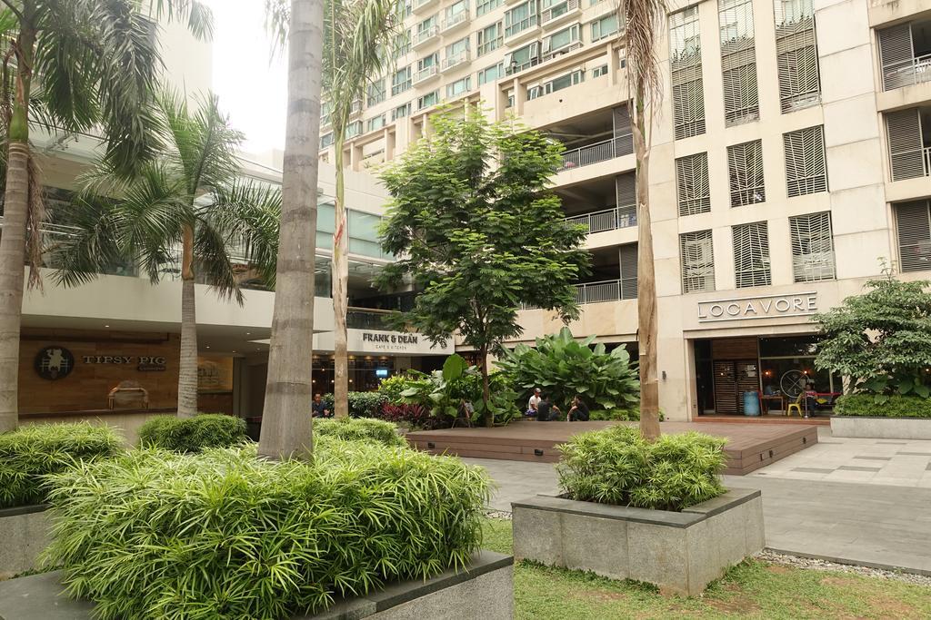 Luxury Condo At Forbeswood Parklane The Fort Bgc Makati City Exteriör bild
