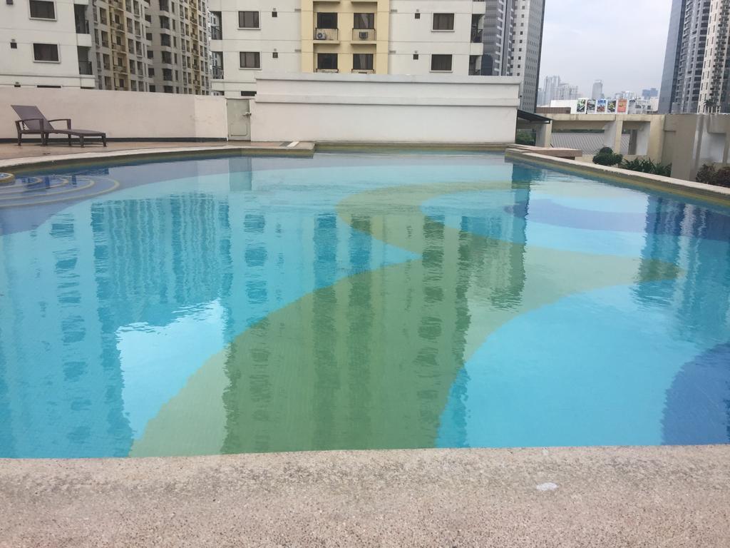 Luxury Condo At Forbeswood Parklane The Fort Bgc Makati City Exteriör bild