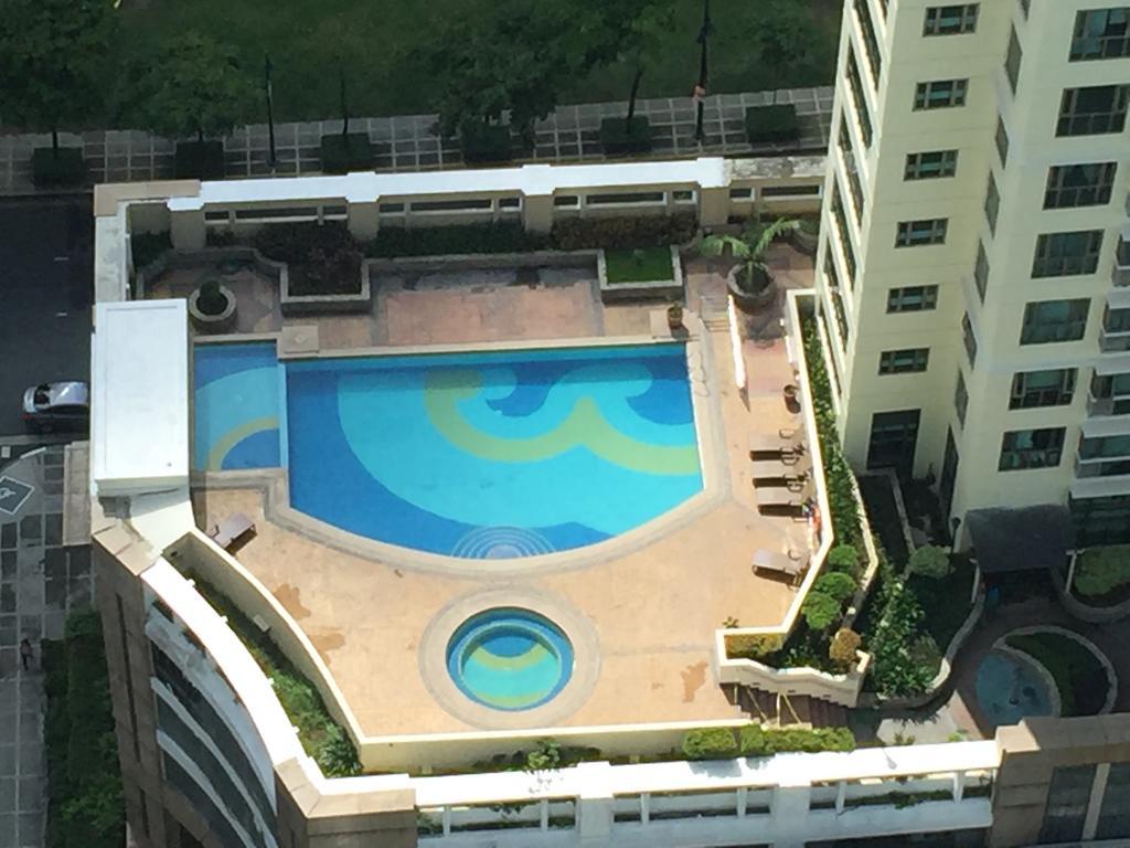 Luxury Condo At Forbeswood Parklane The Fort Bgc Makati City Exteriör bild