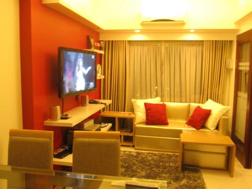 Luxury Condo At Forbeswood Parklane The Fort Bgc Makati City Exteriör bild